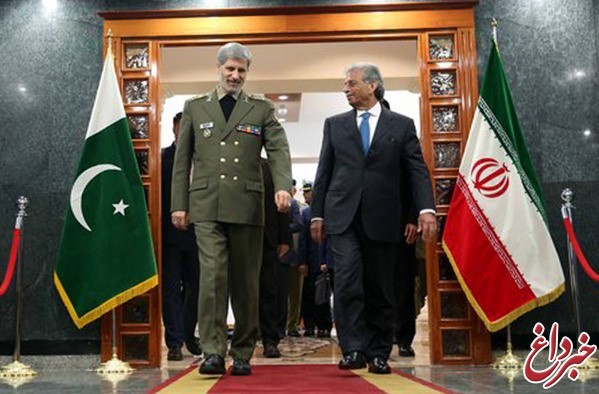 توسعه همکاری‌های دفاعی ایران و پاکستان زمینه ساز تحکیم امنیت و ثبات منطقه است