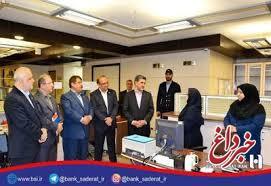 بازدید مدیران ارشد بانک صادرات ایران در واپسین ساعات کاری سال ٩٦ از تلاش کارکنان شعب