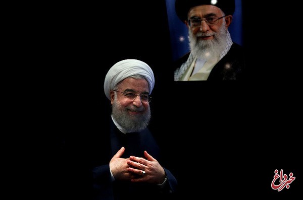 برق سالن همایش ستاد جوانان روحانی قطع شد/ سالن حجاب مملو از حامیان رییس دولت تدبیر و امید