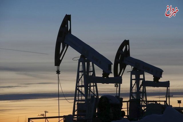 کاهش قیمت نفت جهانی در واکنش به اشباع عرضه