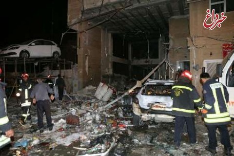 انفجار مهیب در بلوار نصر شیراز/ یک فروشگاه بزرگ در آتش سوخت