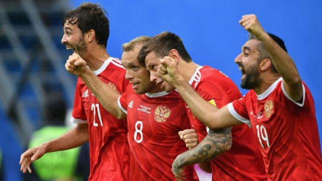 روسیه جام کنفدراسیون‌ها را با برد آغاز کرد