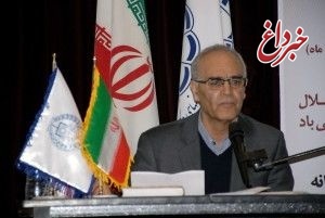 نمی‌دانم از کجا باب شده که کانون وکلا نباید در سیاست دخالت کند/ حقوقدانان تحرک بیشتری از خود در مسایل سیاسی و اجتماعی نشان دهند