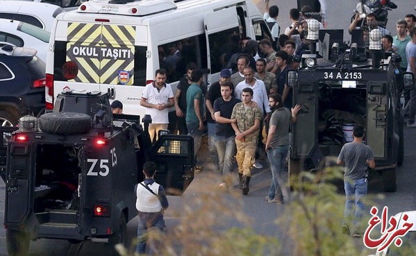 بازداشت ۳۵ نفر در ترکیه به اتهام ارتباط با کودتا