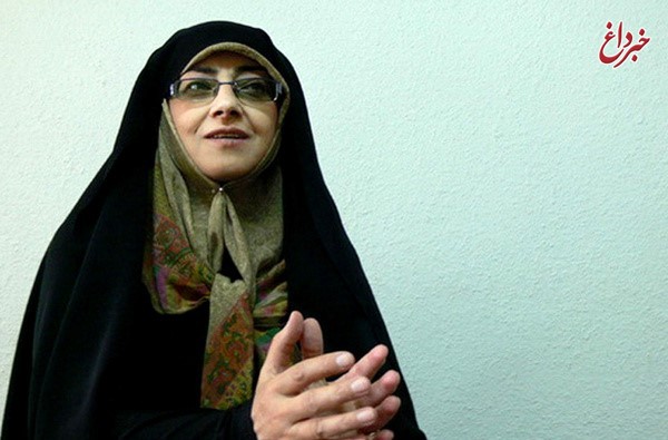 زنان در ایران باید احزاب سیاسی قدرتمندی ایجاد کنند/ احمدی‌نژاد حریم روحانیت را شکست