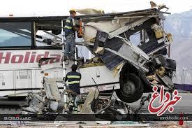 یک کشته و ۱۸زخمی در تصادف اتوبوس و کامیون