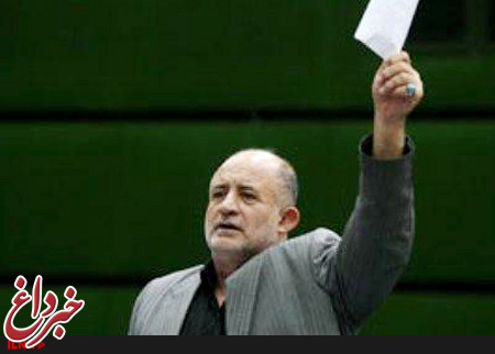 قاضی‌پور: کارکنان نیروهای مسلح تنها حقوق ٢٣ روز از مرداد ماه را دریافت کرده‌اند/ پزشکیان: دولت و وزیر دفاع پیگیری کنند