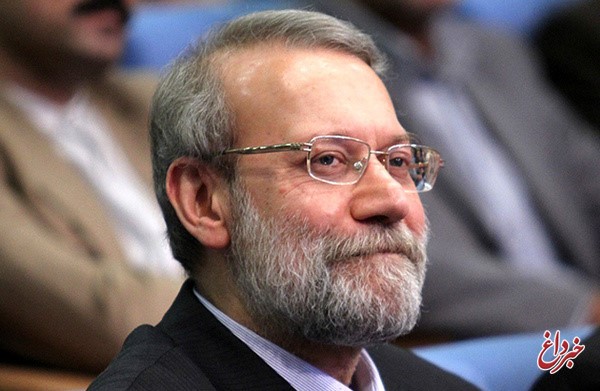 ادای احترام لاریجانی به مقام شامخ شهیدان رجایی و باهنر