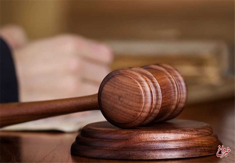 دستگیری شهردار سابق اشتهارد به اتهام گرفتن رشوه 600 میلیونی دستگیری شهردار سابق اشتهارد به اتهام گرفتن رشوه 600 میلیونی
