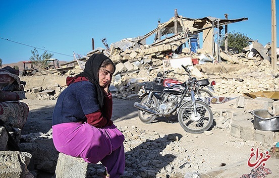 زلزله کرمانشاه ۱۷۷ زن را بی‌شوهر کرد/ بهزیستی: خودکشی موفق در مناطق زلزله‌زده نداشتیم/ خانواده‌های ٥نفره، ٥٦٠‌هزار تومان مستمری دارند