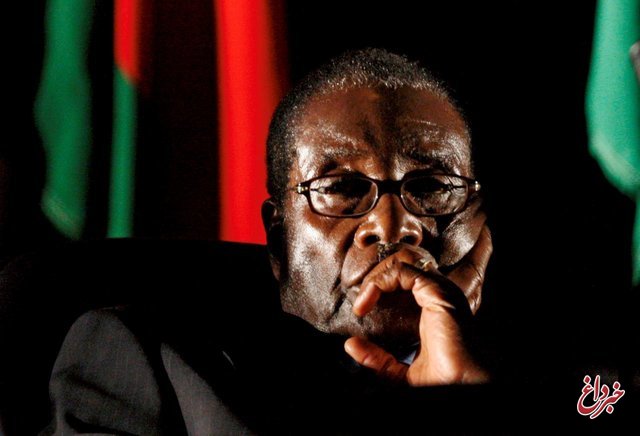 موگابه هنگام استعفا گریه می‌کرد!