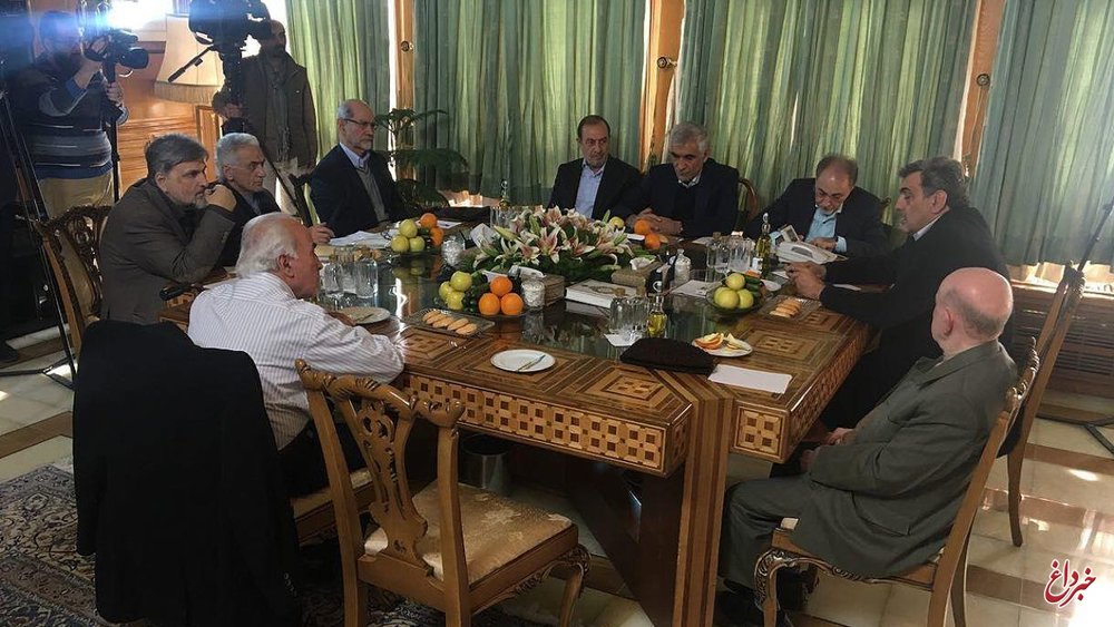 قالیباف و احمدی‌نژاد دعوت حناچی را رد کردند!/ جمع شهرداران تهران جمع شد +عکس