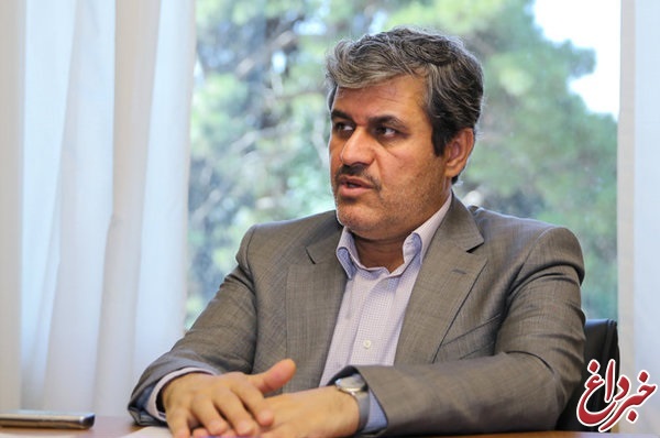 رئیس کمیسیون برنامه و بودجه: داماد فرد خاصی با بدهکاری ۵ هزار میلیاردی بدون هیچ مشکلی آزاد است