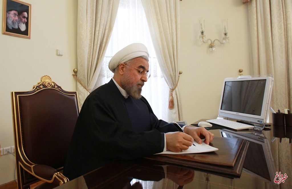 روحانی: حمله به اتوبوس پرسنل سپاه عمق درماندگی تروریست‌ها بود / آمران و عوامل این اقدام بزودی به سزای جنایت خود خواهند رسید
