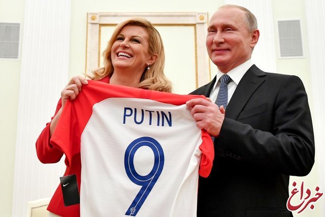 رییس جمهور کرواسی پیراهن شماره ۹ تیم ملی‌ را به پوتین اهدا کرد