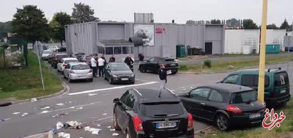 حمله جوان مست با خودرو به میان جمعیت در فرانسه ۷ زخمی بر جای گذاشت