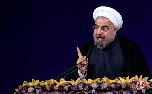 روحانی: پاسخ مثبت دیوان دادگستری لاهه به شکایت ایران؛ در هر صحنه‌ای روبروی توطئه‌های آمریکا می ایستیم/ اگر لازم بدانیم، نیروهای تازه‌ نفسی به مجموعه دولت افزوده می شود/ علت اینکه برخی‌ها از سیف ناراحتی دارند، بخاطر مقابله ایشان با فساد است