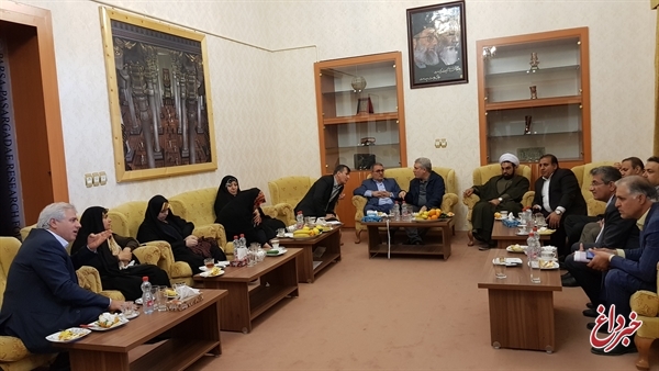 نشست نمایندگان مجلس با رئیس سازمان میراث فرهنگی در محل تخت جمشید برگزار شد