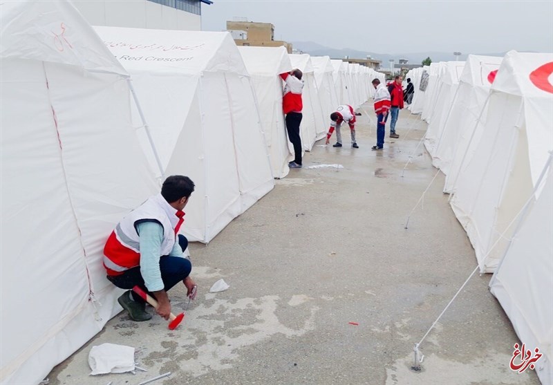 اسکان اضطراری ۲۰ هزار خوزستانی در اردوگاه‌های هلال احمر