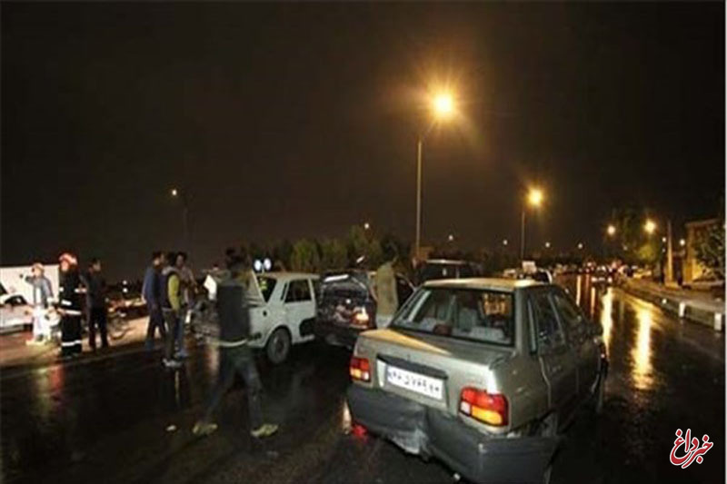 تصادف زنجیره ای 30 خودرو در آزادراه قزوین-کرج تکذیب شد