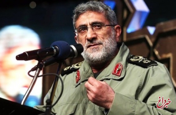 سردار سلیمانی در هر میدانی که انقلاب اسلامی اقتضا می‌کرد، مردانه حاضر می‌شد
