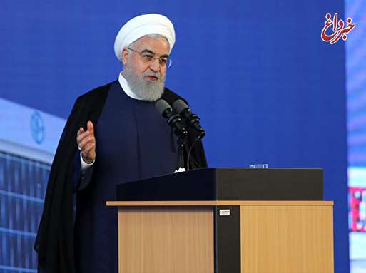 روحانی: در انتخاب وزیر، دست رئیس‌جمهور را باز بگذارید / دیدگاه ما نسبت به مقام زن باید تصحیح شود؛ به زبان می‌گوییم جنس دوم نداریم اما این گفتن کافی نیست
