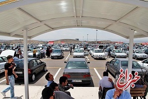 رئیس اتحادیه فروشندگان خودرو تهران: قیمت خودرو در بازار نزولی شده/ چند لیدر قدرتمند با استفاده از فضای مجازی قیمت خودرو را تعیین می‌کنند