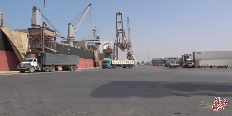 انصارالله به صورت یکجانبه از ۳ بندر کلیدی یمن خارج می‌شود