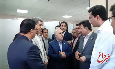 در جریان سفر به خوزستان صورت گرفت؛ بازدید وزیر اقتصاد از پروژه‌های اقتصادی بندر امام خمینی(ره)