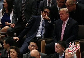 ترامپ در ژاپن به تماشای کشتی سومو نشست/تصاویر