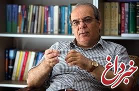 عباس عبدی: نفی وجود زندانی سیاسی اثر مثبتی ندارد