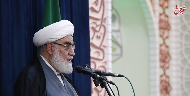 رئیس دفتر مقام معظم رهبری: برخی ککشان هم نمی‌گزد که مردم در مضیقه اقتصادی هستند / انگلیس التماس می‌کند که کشتی اش را آزاد کنیم