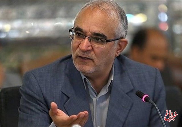 مصری، نایب رئیس مجلس: ما روزانه دو و نیم میلیون بشکه نفت با قیمت میانگین ۶۰ دلار می‌فروختیم / سالانه ۵۵ میلیارد دلار درآمد داشتیم که با احتساب دلار ۱۰ هزار تومان نیز درآمد دولت از این حوزه ۵۵۰ هزار میلیارد تومان می‌شد / امروز دسترسی به این درآمد ممکن نیست