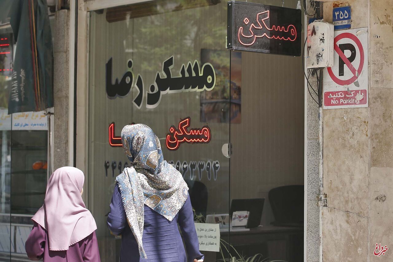 کاهش قیمت مسکن در ۱۲ منطقه تهران در تیرماه