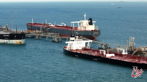 نفت‌کش ایرانی به سمت کانال سوئز تغییر مسیر داده است