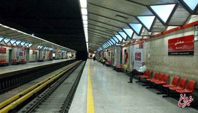 سقوط مرد ٤٤ ساله در ایستگاه مترو مصلی، در مقابل چشم کودکش
