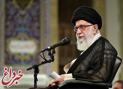 رهبر معظم انقلاب: آمریکایی‌ها می‌خواستند رئیس‌جمهور کشورمان را وادار به ملاقات کنند؛ به التماس هم افتادند و رفقای اروپایی‌شان را واسطه قرار دادند، اما موفق نشدند / قصد داشتند یک حالت نمادین برای تسلیم ایران درست کنند / خیال می‌کردند با سیاست فشار حداکثری، جمهوری اسلامی مجبور به نرمش می‌شود/ جمهوری اسلامی کاهش تعهدات هسته‌ای را با جدیت کامل ادامه خواهد داد/ من صددرصد از سپاه راضی هستم، اما به این حد از پیشرفت سپاه قانع نیستم