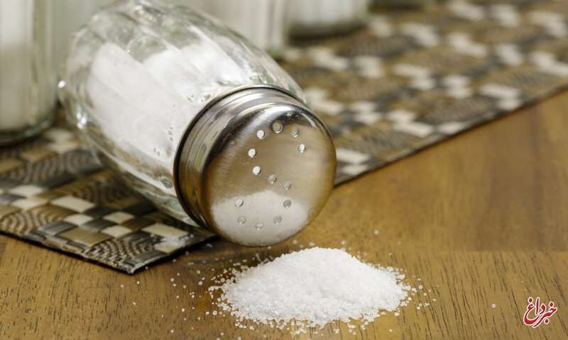 نمکدان باید حاوی علائم هشدار سلامت باشد