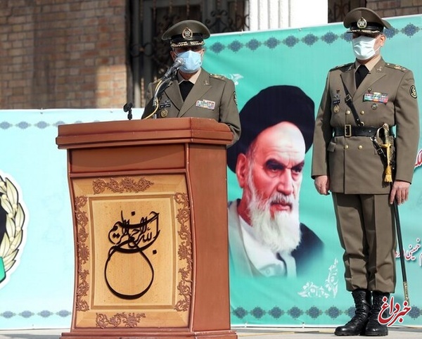 ملت ایران بیش از ۴۰ سال نظام سلطه را زمین گیر کرده است