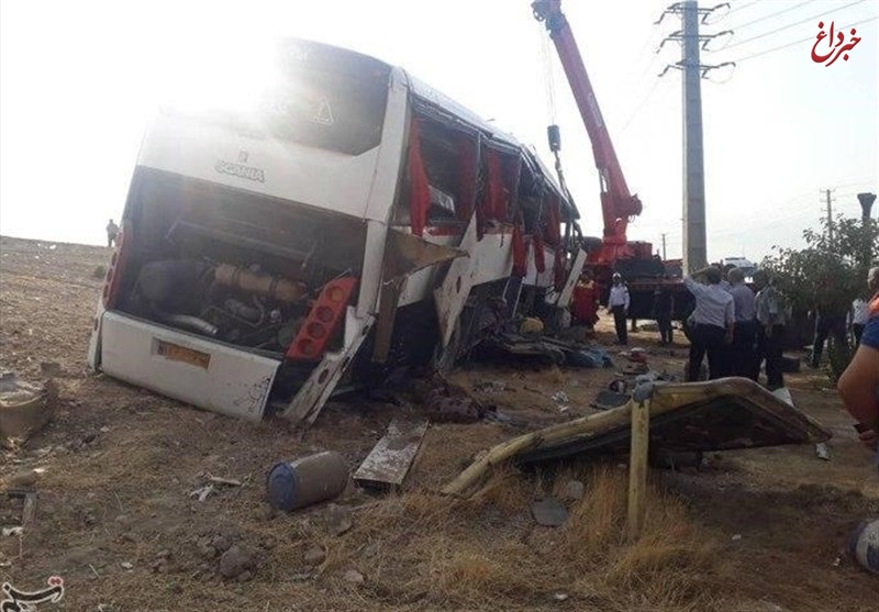 واژگونی اتوبوس فوتسالیست‌ها در جاده کرج ـ چالوس / ۱۹ نفر مصدوم شدند؛ یک نفر جان باخت