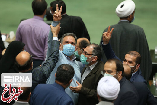 مجلس باز هم نفهمید به چه چیزی رای داده/اقدام سخت در برابر برجام،دنیا را علیه ایران متحد می کند