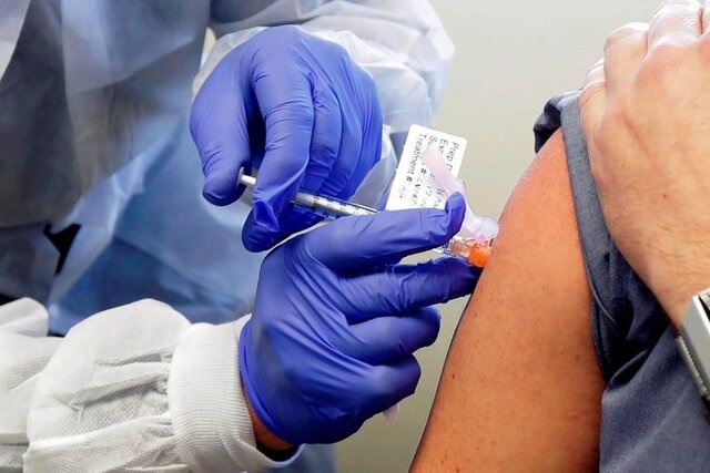 واکسن کرونا یک ساله ساخته نخواهد شد / به مردم امید واهی ندهیم