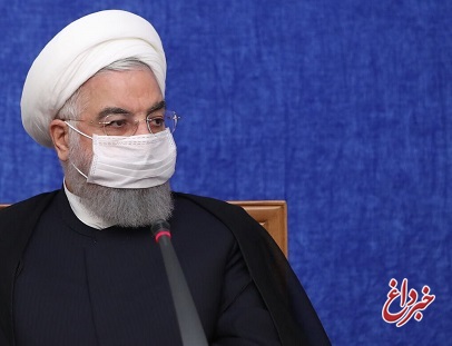 روحانی: دولت تلاش می‌کند کشور در حوزه‌های راهبردی دچار مضیقه نشود / اجازه نمی دهیم مردم از این نظر تامین دارو، احساس کمبودی کنند / مطالبات کادر درمان به سرعت باید پرداخت شود