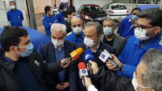 وزیر صمت:دلالان خودرو حتما متضرر می‌شوند