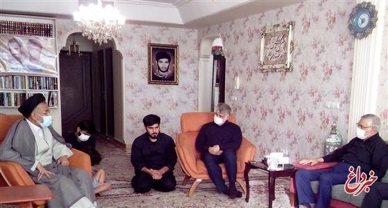 وزیراطلاعات با خانواده شهید مدافع حرم حسن عبدالله‌زاده دیدار کرد