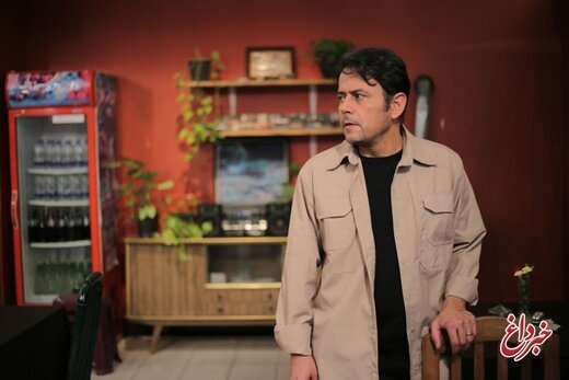 مجموعه تئاتری «ضدنور»، با بازی رحیم نوروزی، به تلویزیون می‌آید