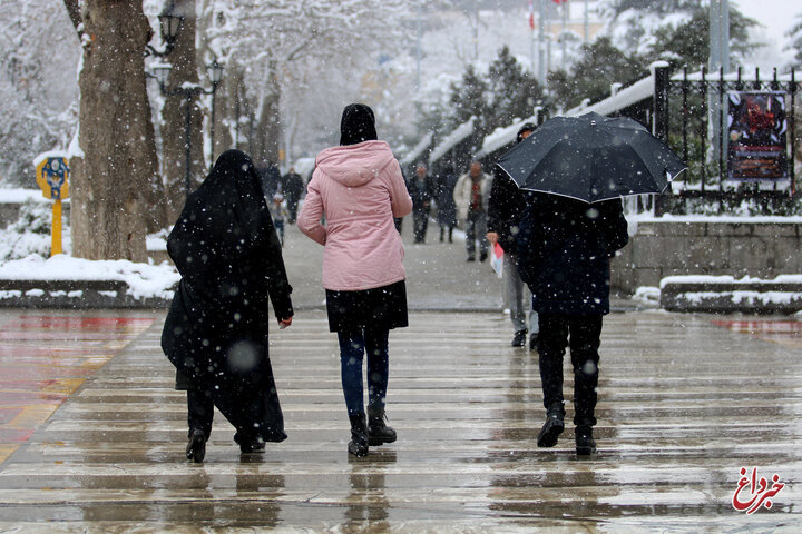 کاهش دمای تهران تا ۱۰ درجه / یخبندان شبانه سطح زمین