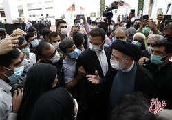 کیهان: استقبال یزد از رئیسی نشان داد مردم به رئیس‌جمهوری و جمهوری‌اسلامی امید دارند