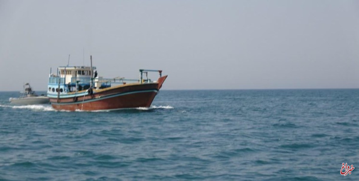 توقیف یک شناور توسط سپاه در خلیج فارس/ دستگیری ۵ نفر