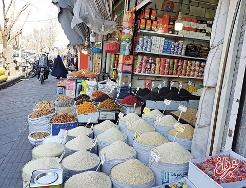 دبیر انجمن واردکنندگان برنج: برنج خالص ایرانی را کمتر از ۲۰۰ هزار تومان نمی‌توان خرید / برنج های ۱۵۰هزار تومانی ترکیبی از برنج ایرانی و خارجی است